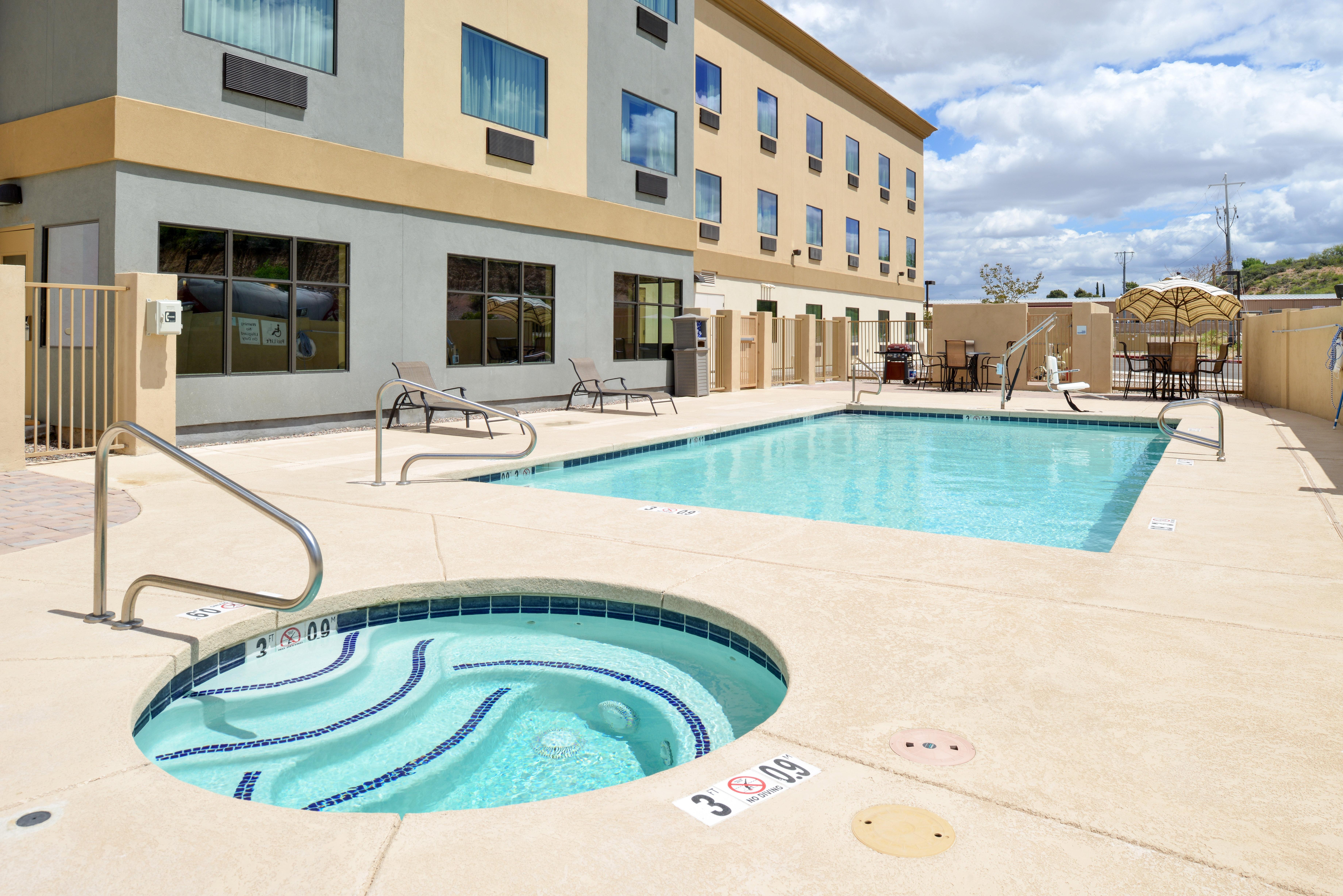 Holiday Inn Express & Suites Globe By Ihg Esterno foto
