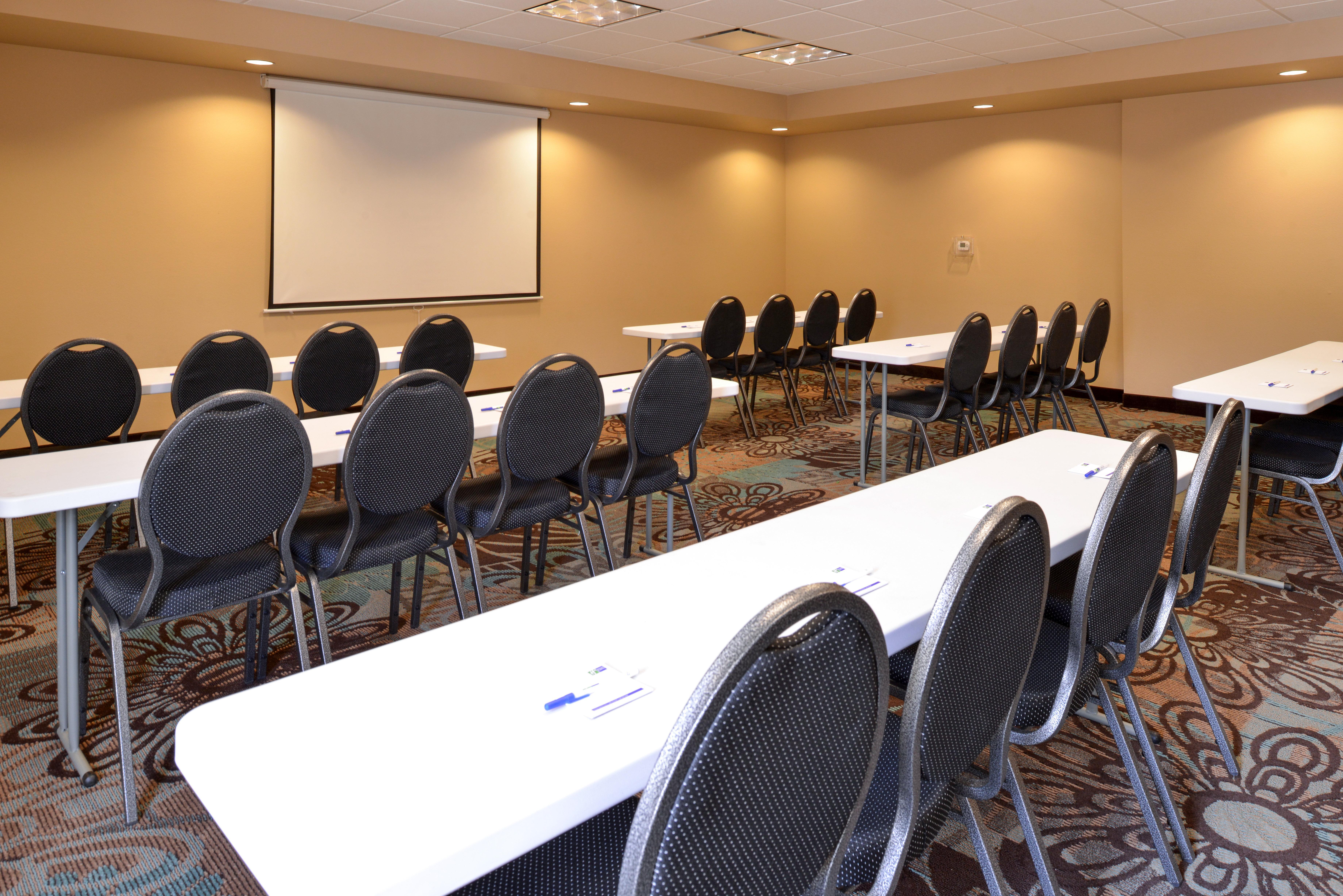 Holiday Inn Express & Suites Globe By Ihg Esterno foto